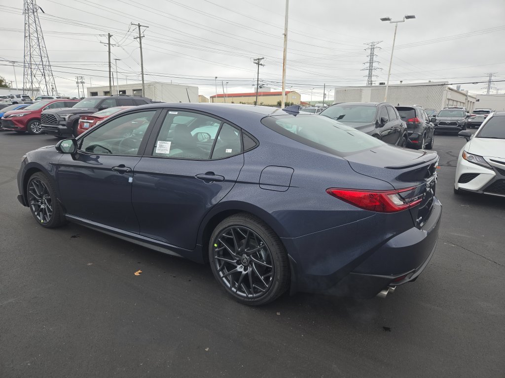 New 2026 Toyota Camry SE w/ Convenience Package FWD image 3