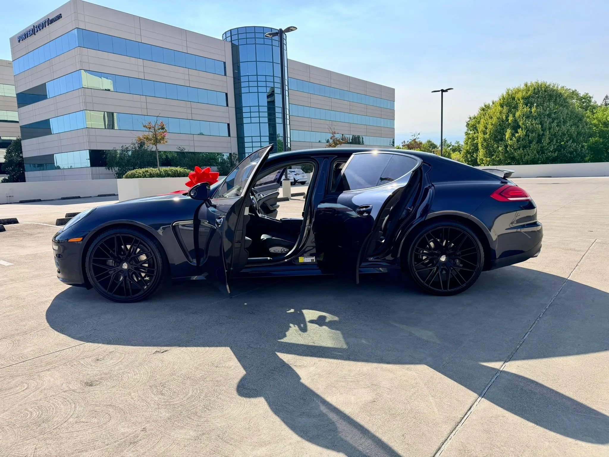 Used 2016 Porsche Panamera Edition RWD image 47