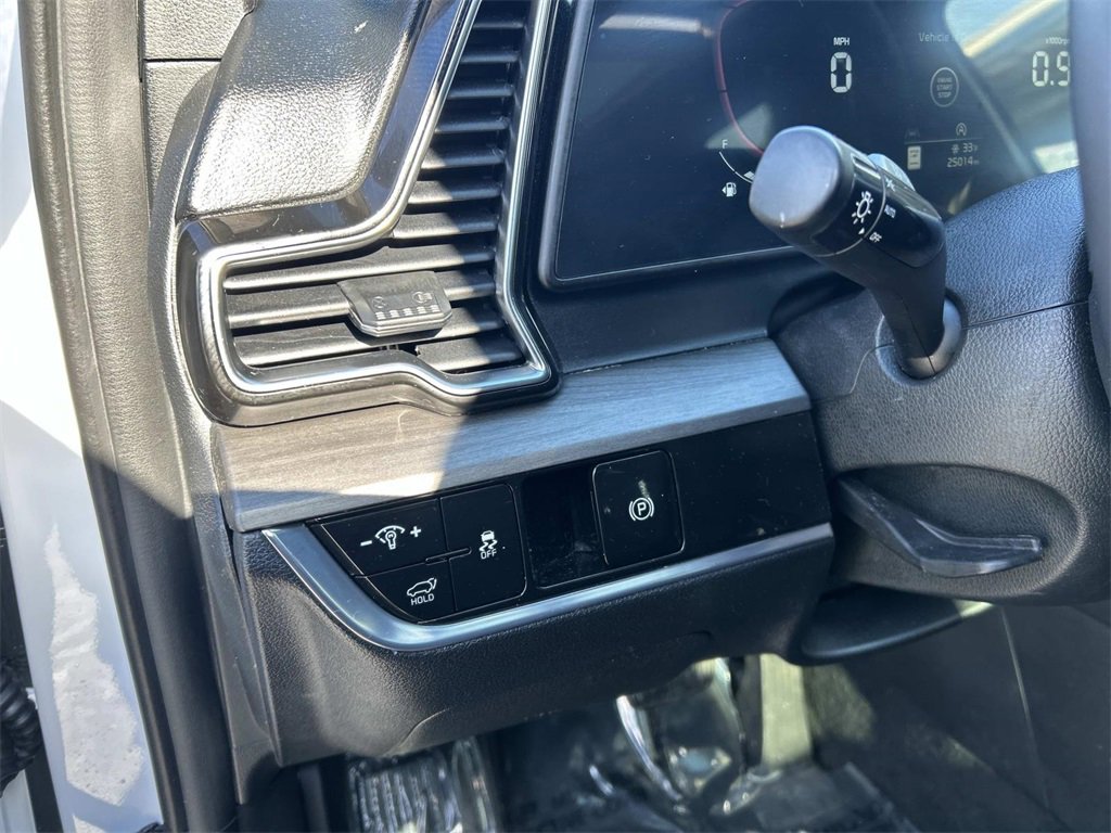 Used 2023 Kia Sportage X-Line w/ X-Line Premium Package image 21