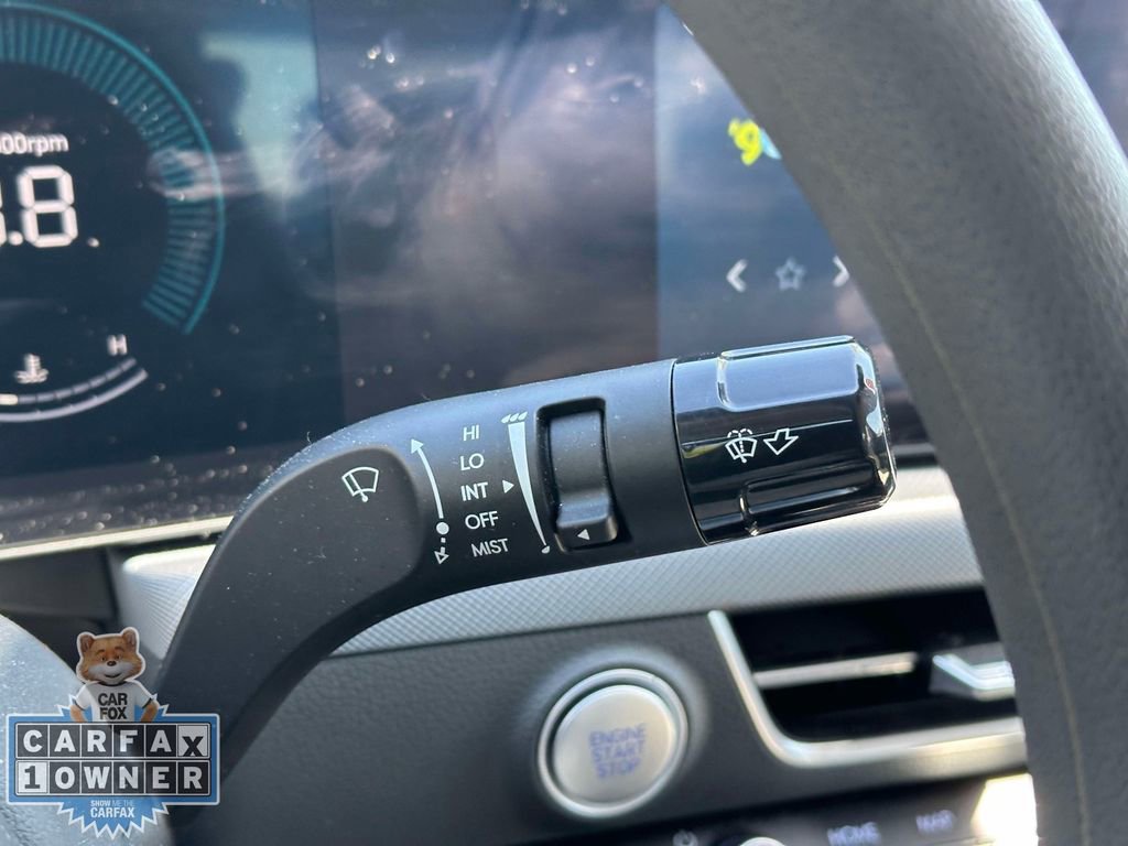 Used 2025 Hyundai Sonata SEL FWD image 25