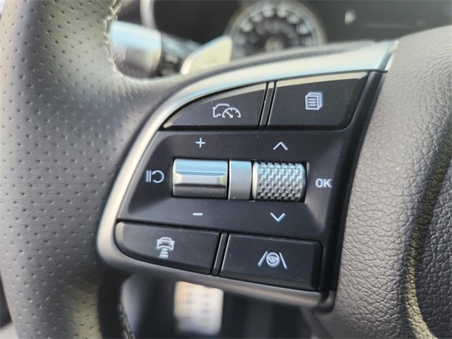 Used 2025 Genesis G70 3.3T Advanced image 7