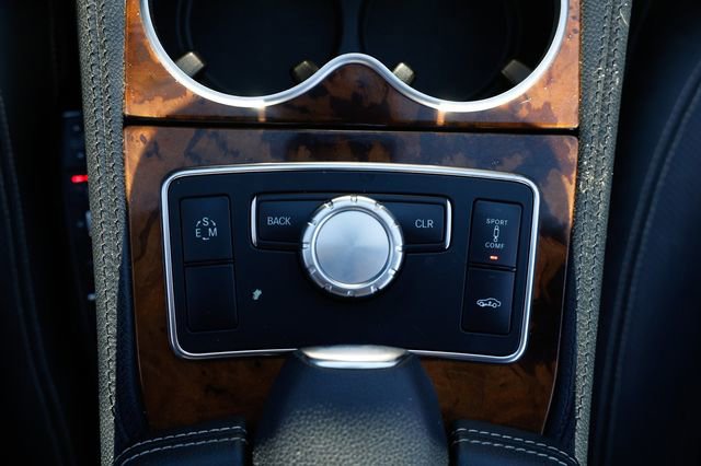 Used 2012 Mercedes-Benz CLS 550 4MATIC w/ Premium I Pkg image 45