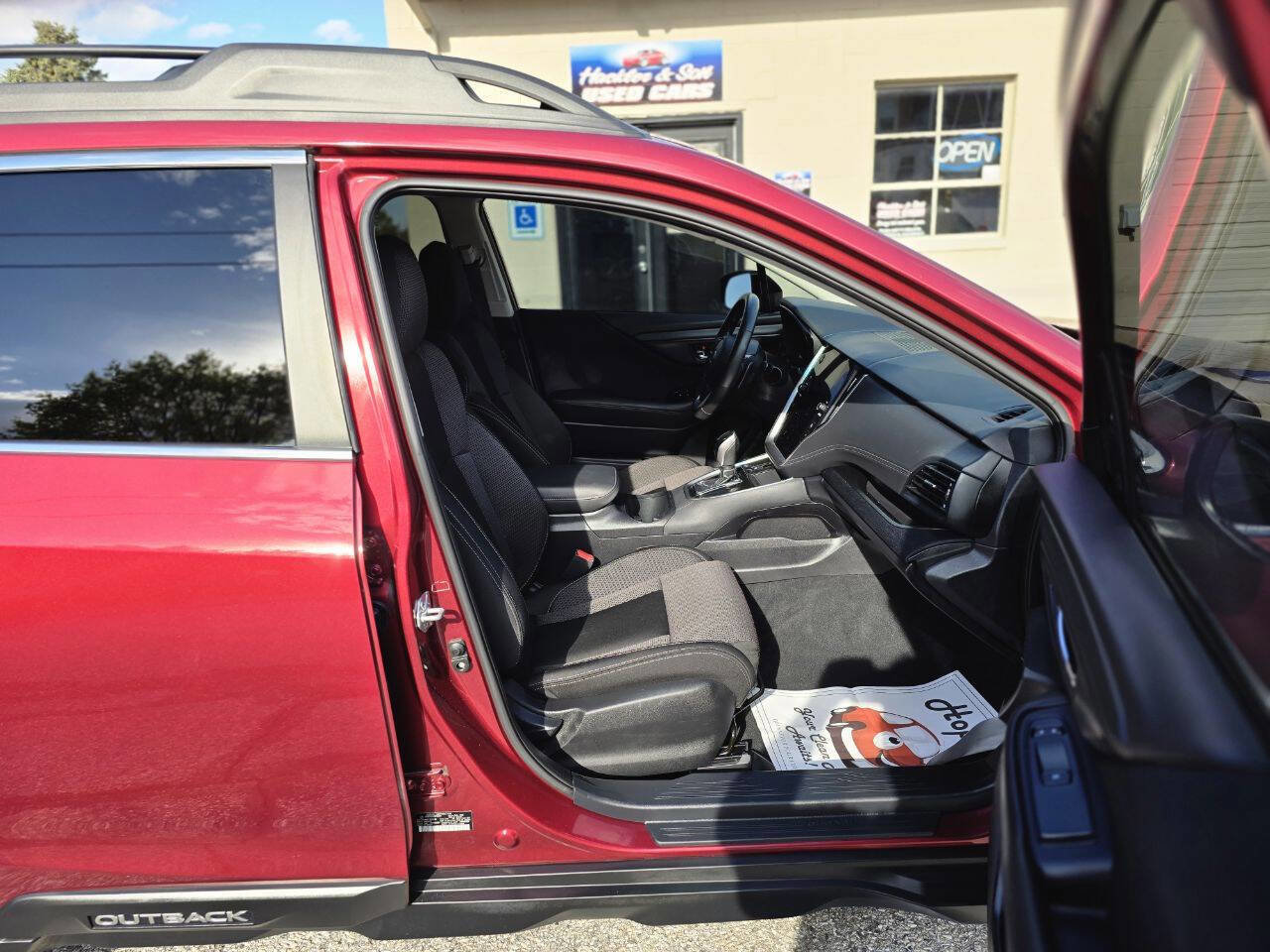 Used 2022 Subaru Outback Premium image 15