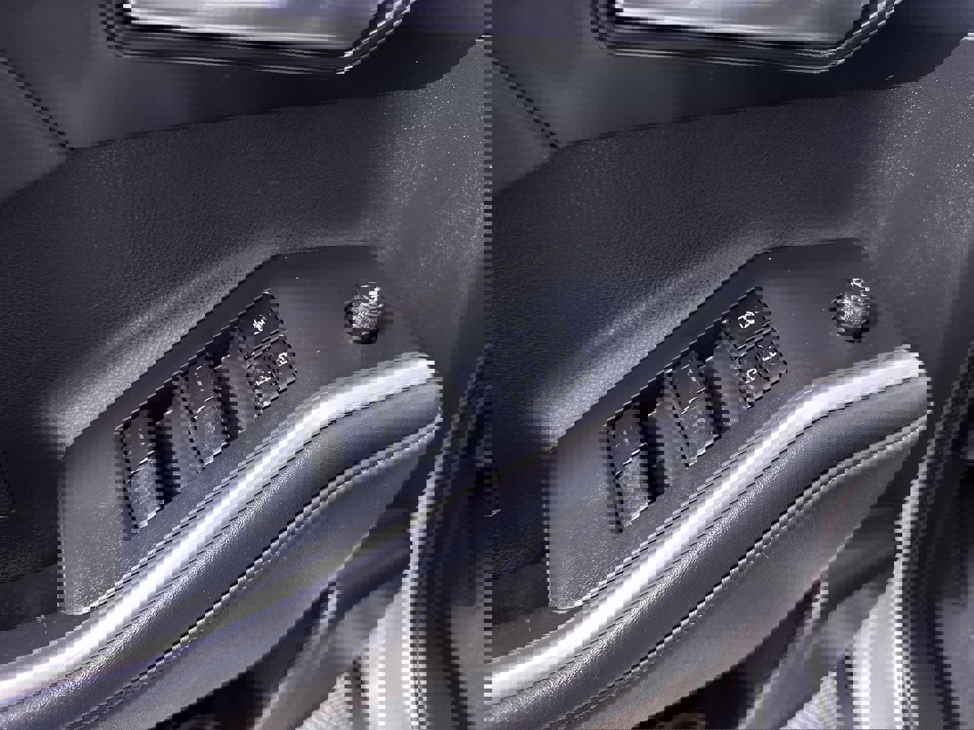 Used 2022 Toyota Highlander XLE image 60