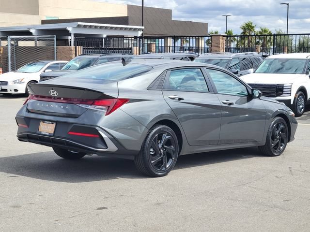 New 2026 Hyundai Elantra Sport FWD image 4