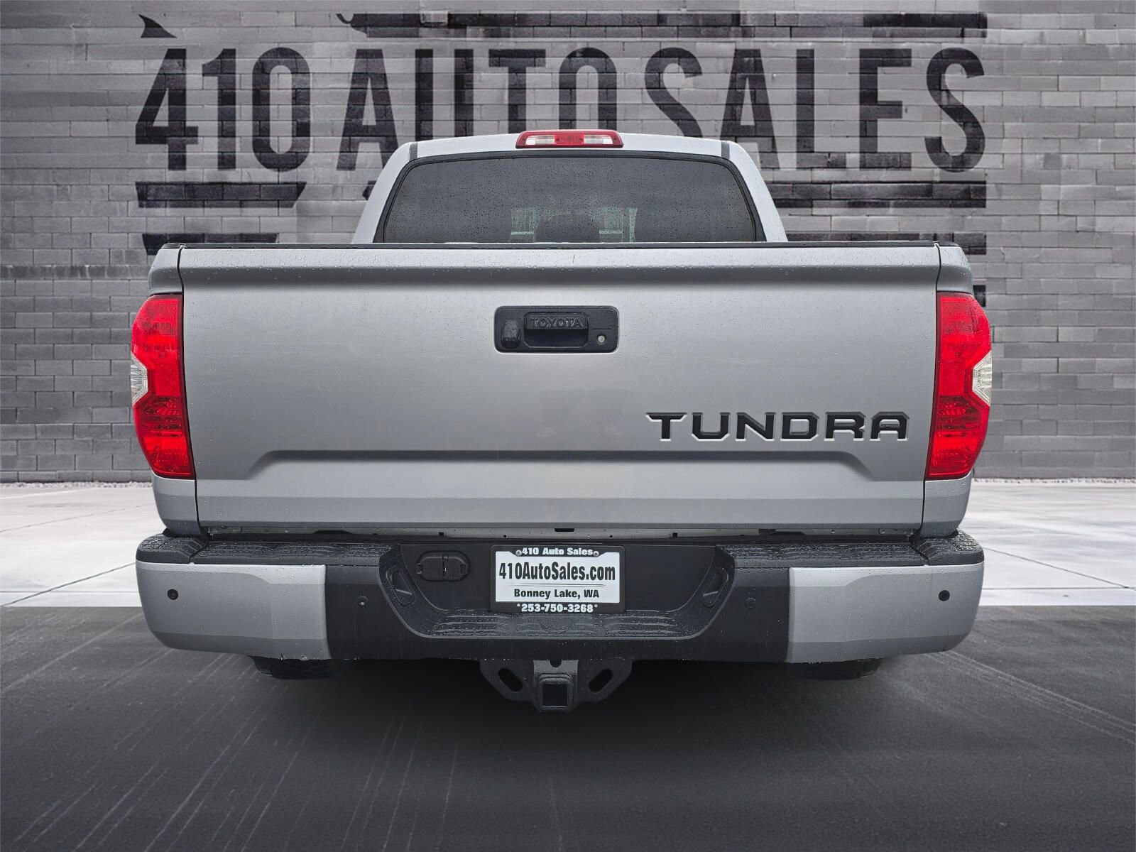 Used 2017 Toyota Tundra SR5 image 4