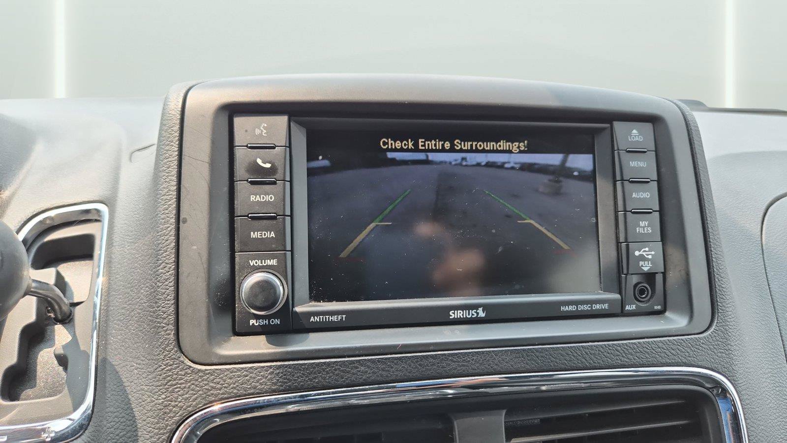 Used 2019 Dodge Grand Caravan SXT w/ Blacktop Package FWD image 19