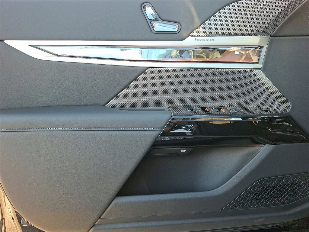 New 2026 BMW 760i xDrive w/ Executive Package image 10