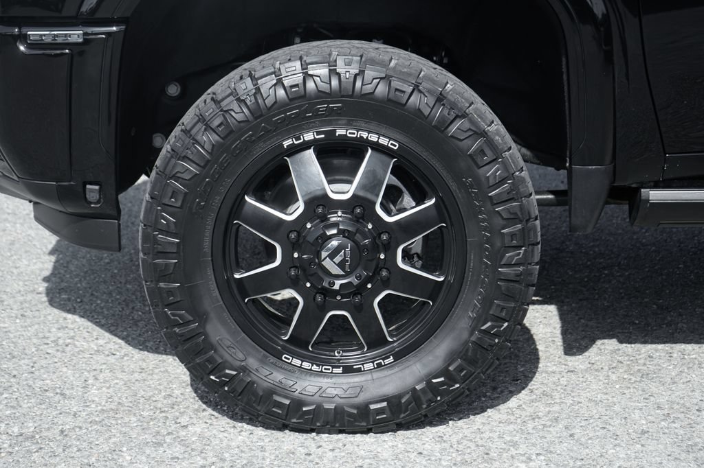 Used 2024 GMC Sierra 3500 Denali w/ Denali Reserve Package AWD/4WD image 46