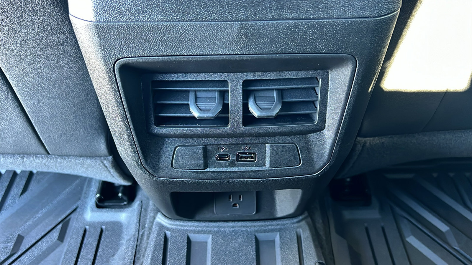 New 2026 Chevrolet Colorado Z71 w/ Technology Package image 16