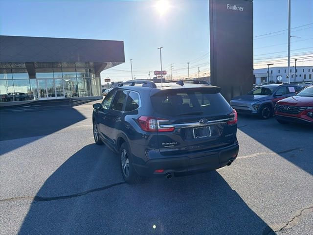 Used 2024 Subaru Ascent Premium w/ Convenience Package image 5