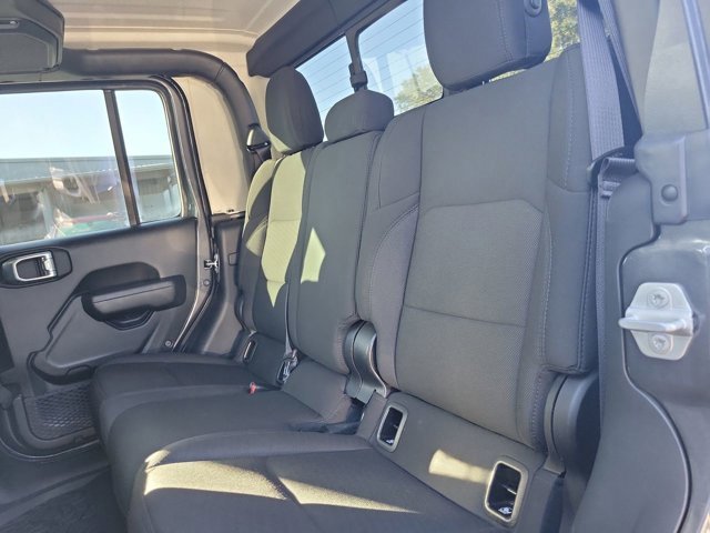 Used 2023 Jeep Gladiator Sport image 20