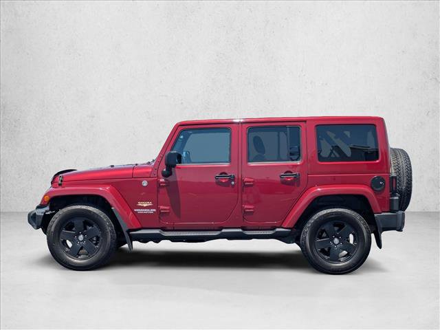 Used 2012 Jeep Wrangler Unlimited Sahara w/ Connectivity Group AWD/4WD image 9