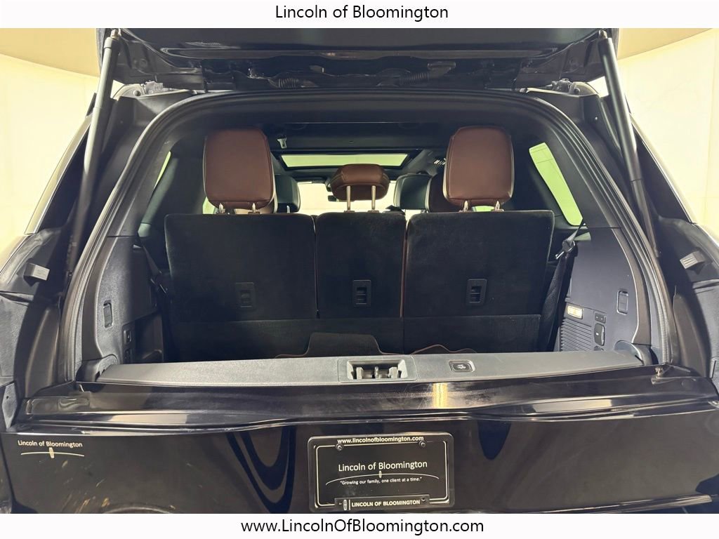 Certified 2025 Lincoln Navigator Reserve AWD/4WD image 29