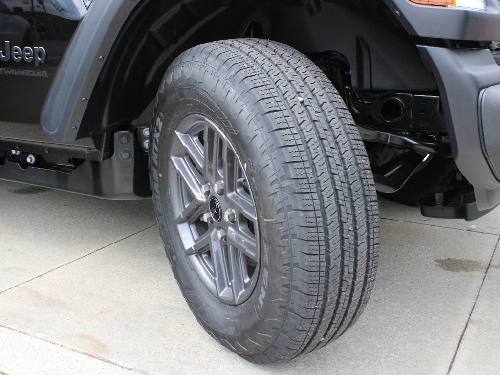 New 2026 Jeep Wrangler Sport AWD/4WD image 39