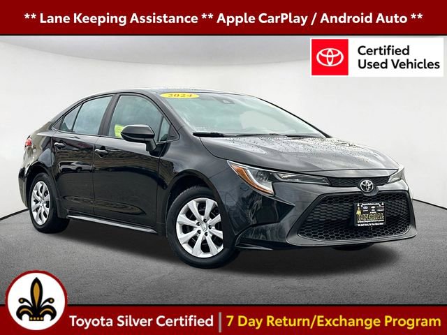 Certified 2022 Toyota Corolla LE image 1