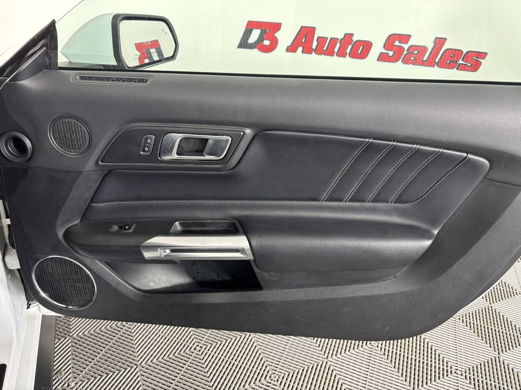 Used 2022 Ford Mustang Premium image 35