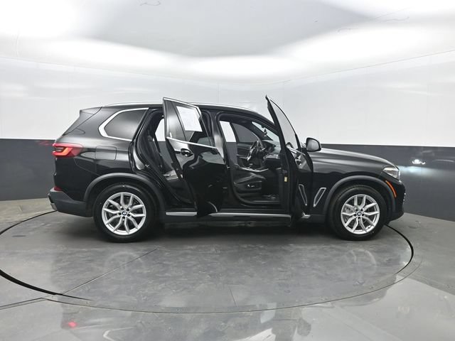 Used 2020 BMW X5 xDrive40i AWD/4WD image 38