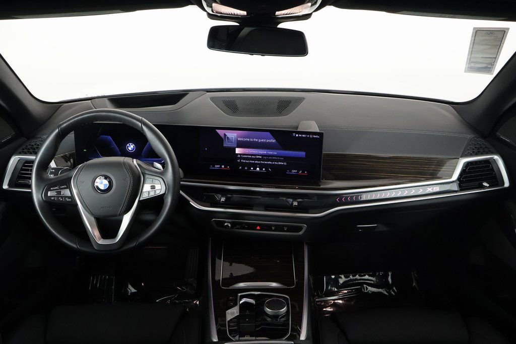 Used 2026 BMW X5 sDrive40i w/ Climate Comfort Package image 8
