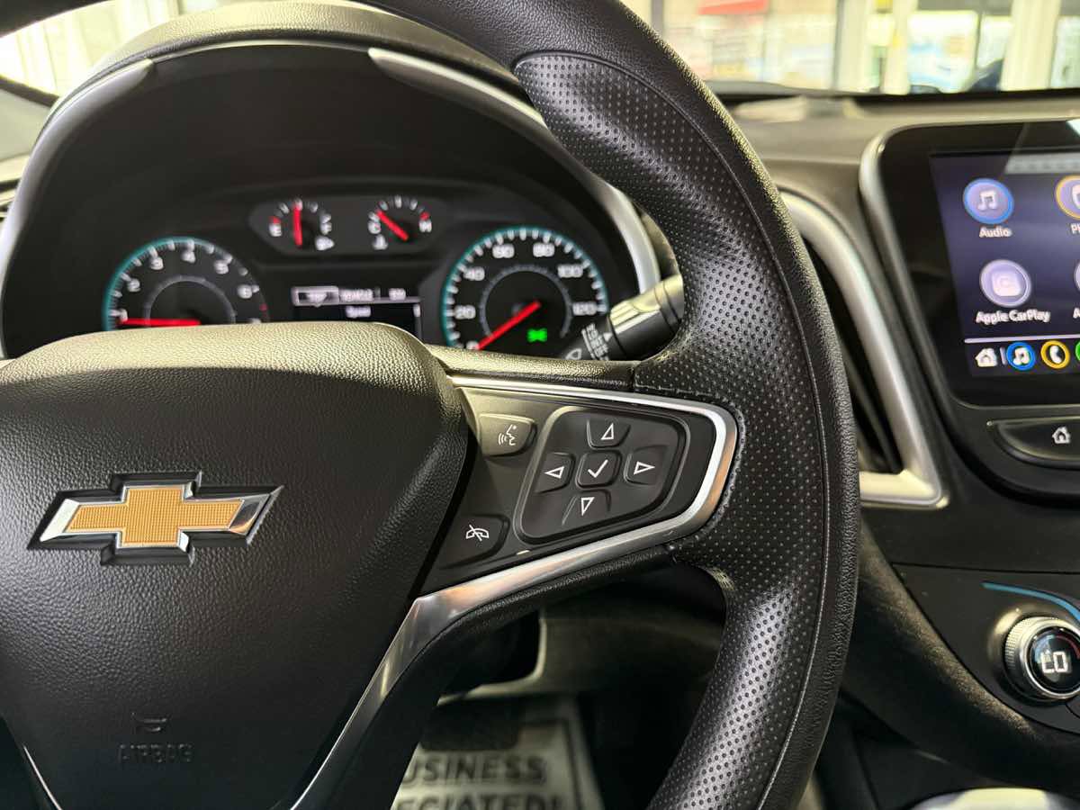 Used 2025 Chevrolet Malibu LT FWD image 20