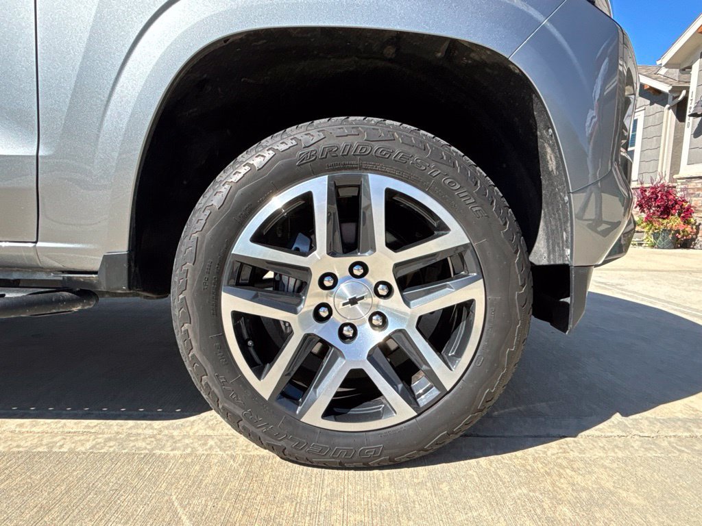 Used 2023 Chevrolet Colorado Z71 w/ Z71 Convenience Package 2 AWD/4WD image 16