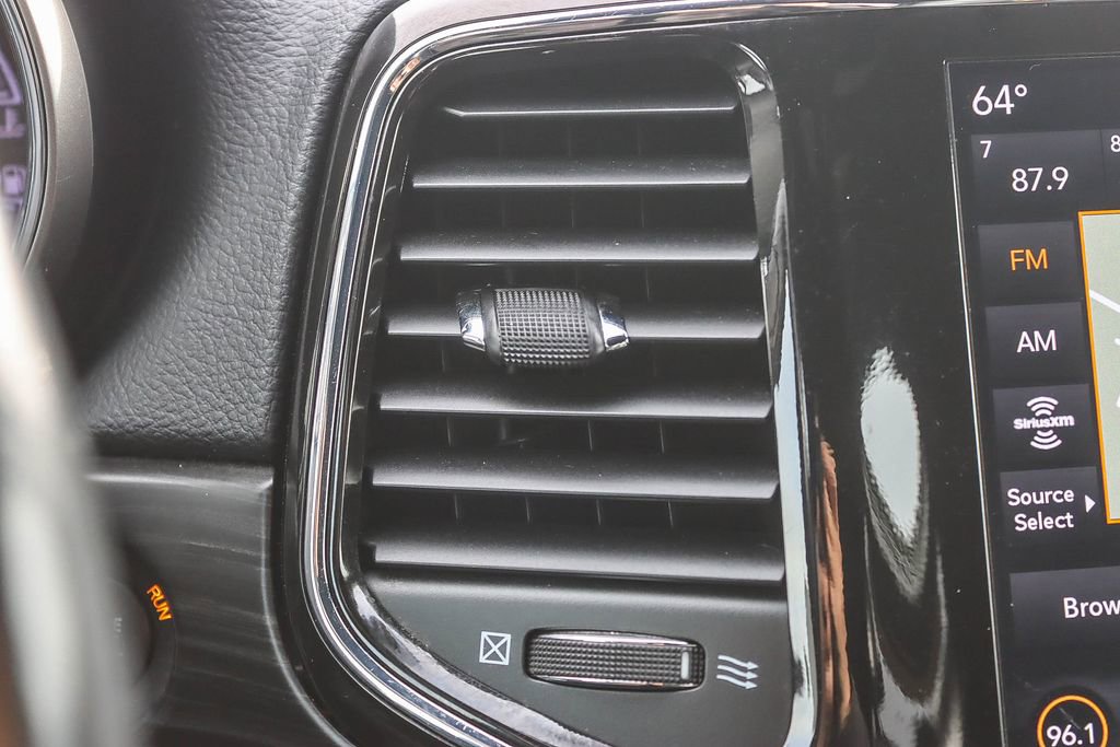 Used 2022 Jeep Grand Cherokee Laredo X image 29