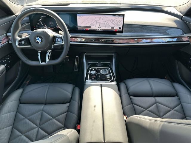 Used 2026 BMW 740i xDrive AWD/4WD image 18