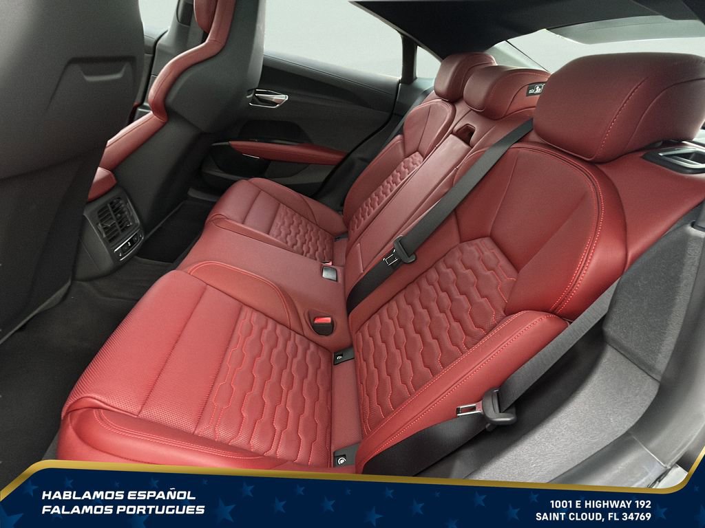 Used 2022 Audi e-tron GT Prestige AWD/4WD image 21