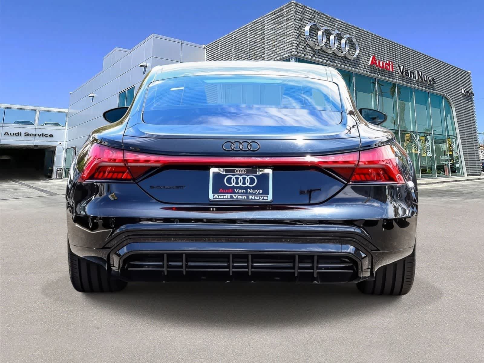 Used 2023 Audi e-tron GT Premium Plus w/ Performance Package AWD/4WD image 3