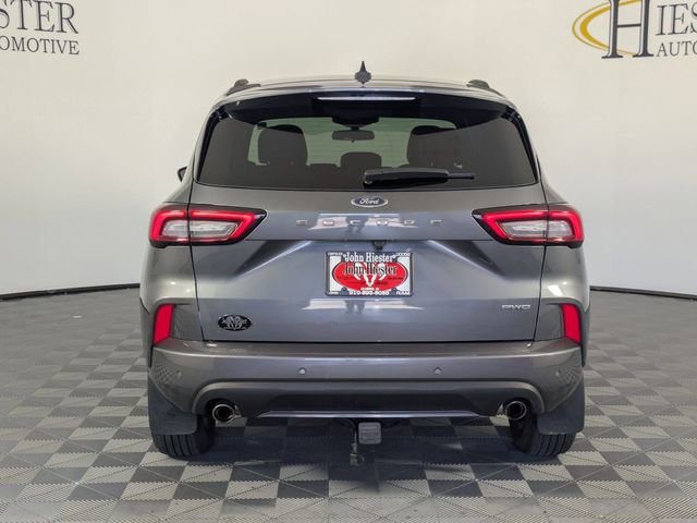 Used 2024 Ford Escape ST-Line w/ Tech Pack #1 AWD/4WD image 3