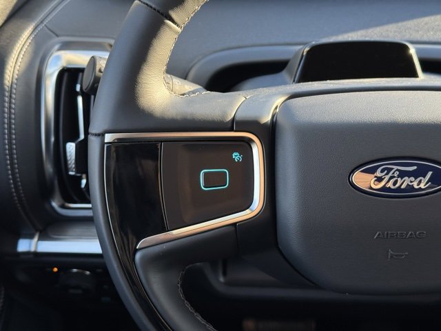 New 2025 Ford Expedition Max Platinum w/ Driver's Package image 29