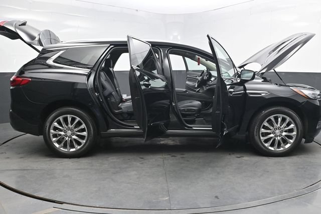 Used 2020 Buick Enclave Essence w/ Sound and Sites Package AWD/4WD image 46