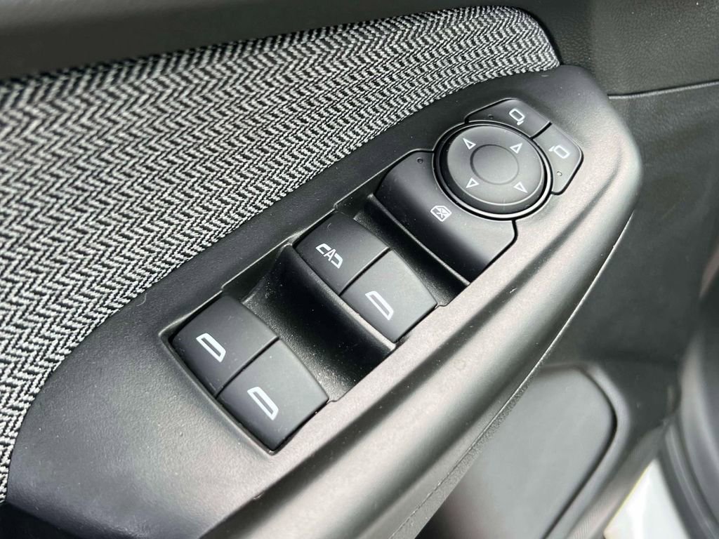 Used 2021 Chevrolet TrailBlazer LT w/ Convenience Package FWD image 18