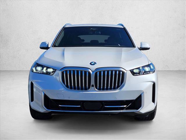 New 2026 BMW X5 xDrive50e image 6