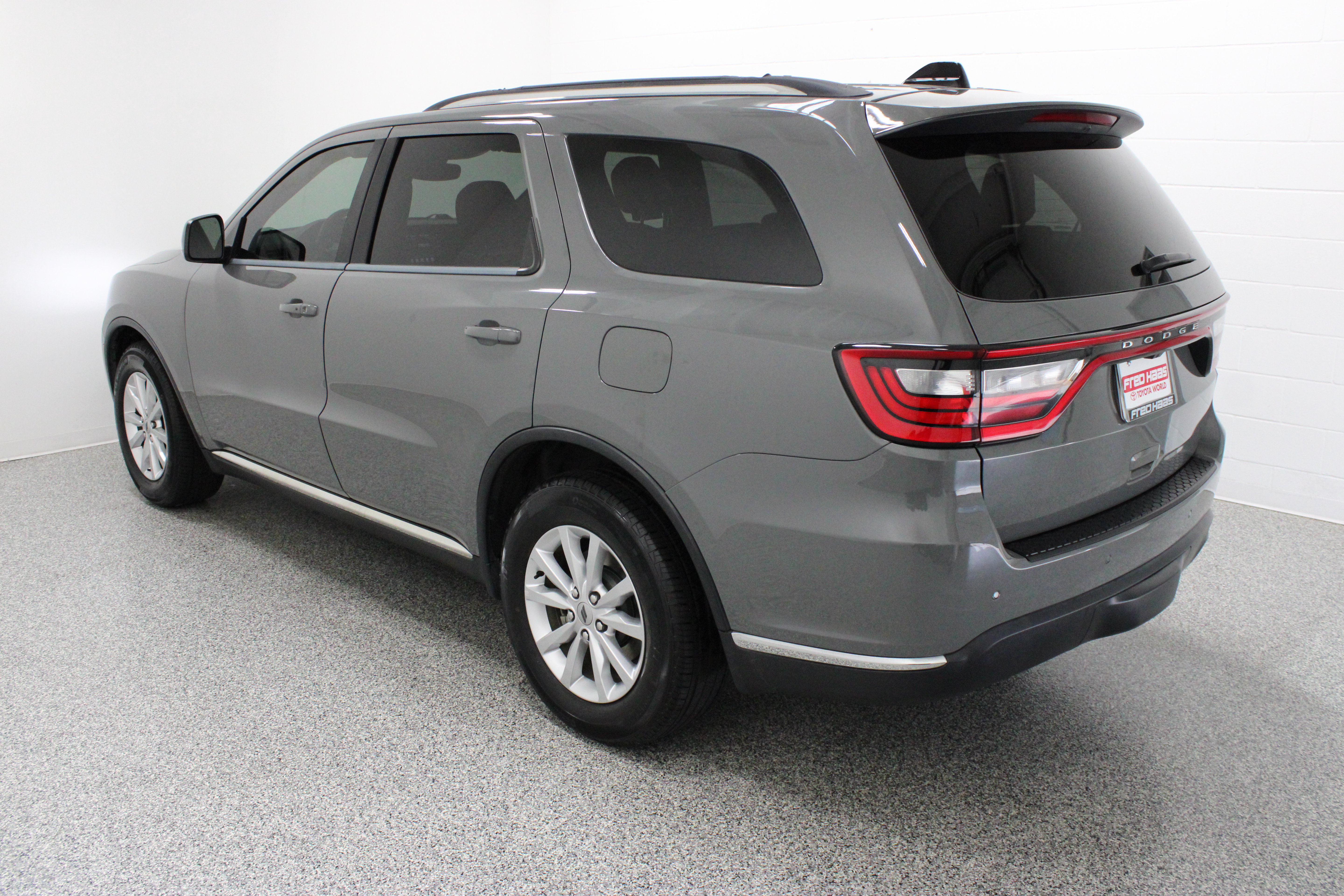 Used 2023 Dodge Durango SXT Launch Edition RWD image 9