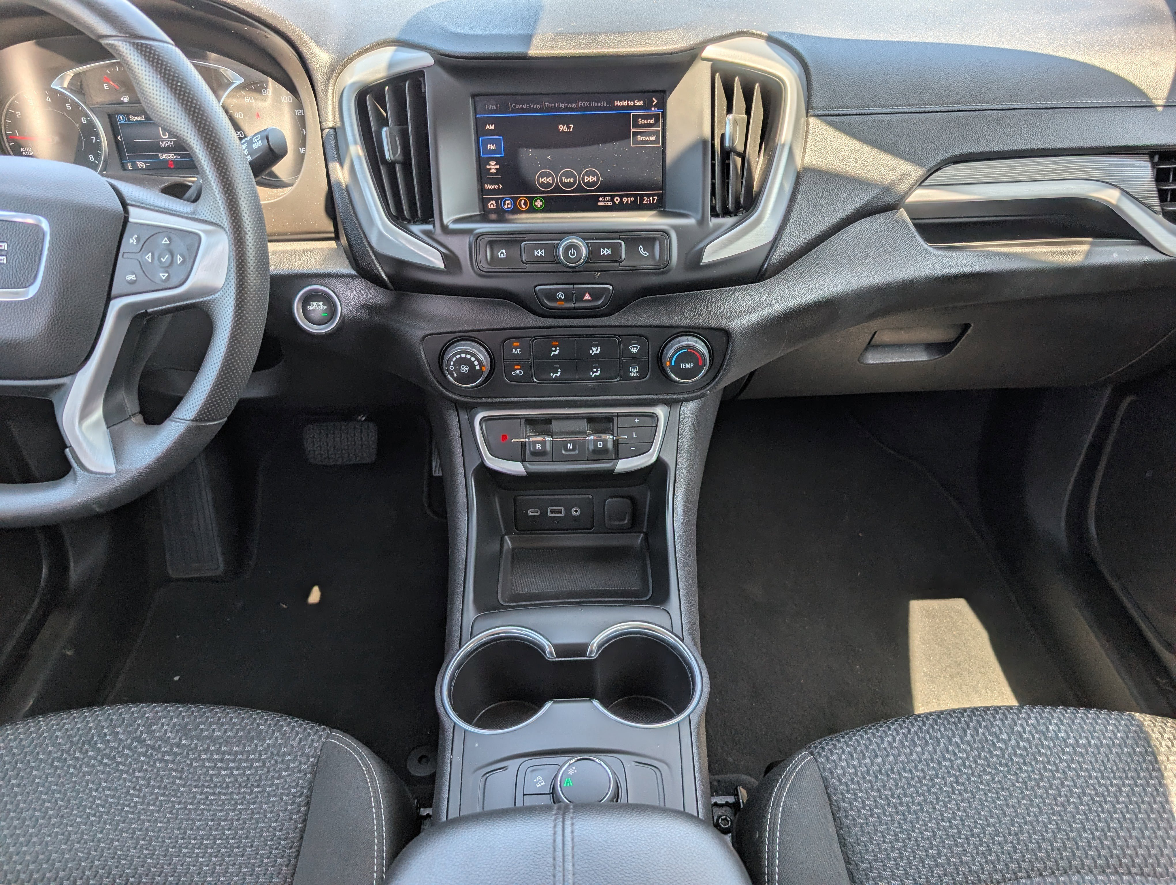 Used 2024 GMC Terrain SLE FWD image 7