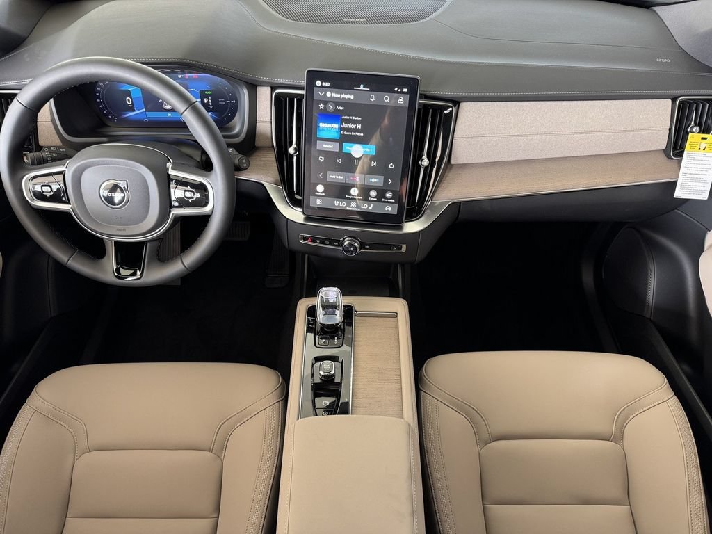 New 2026 Volvo XC90 T8 Plus AWD/4WD image 12