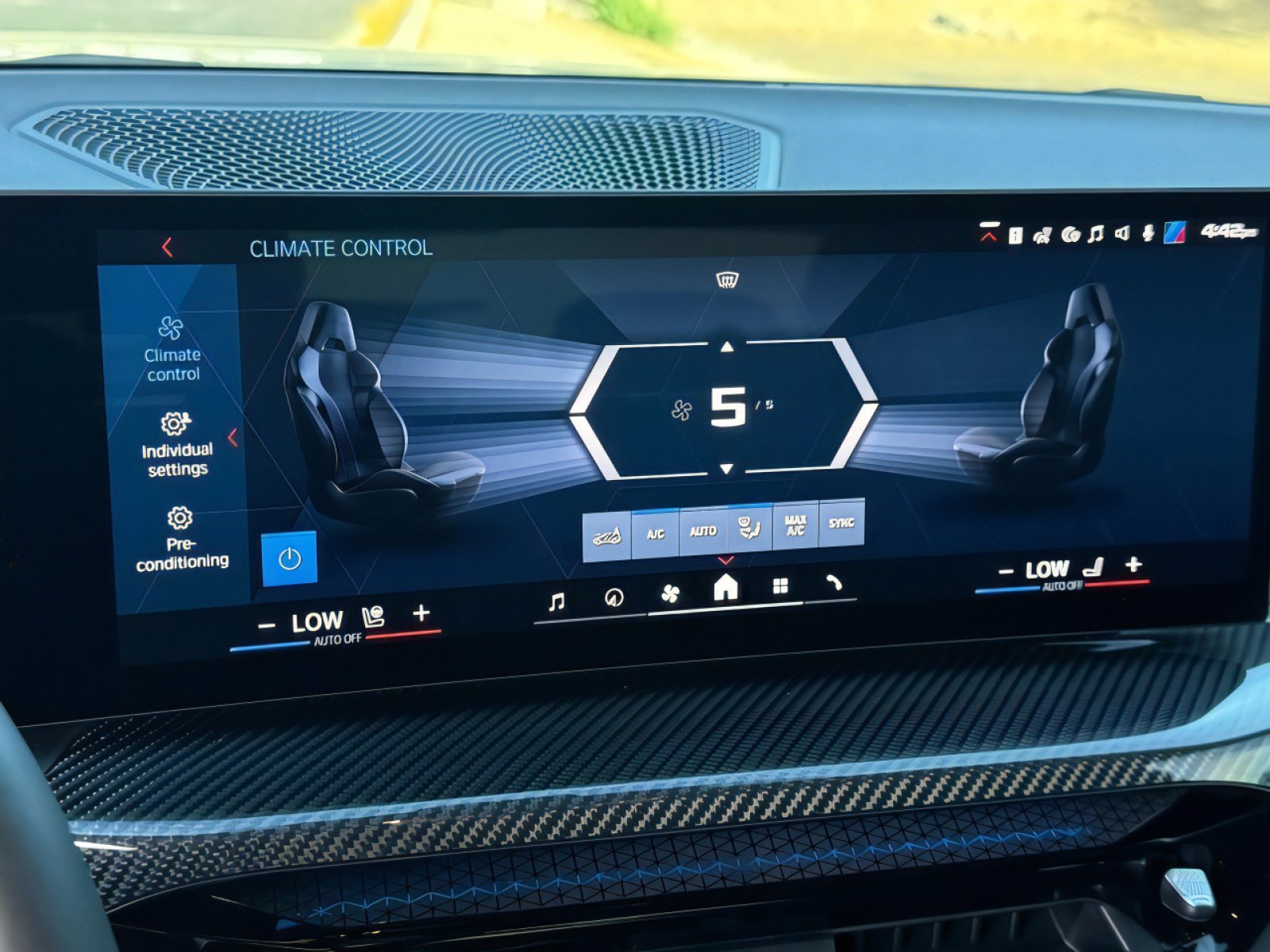 Used 2025 BMW M3 Competition image 18