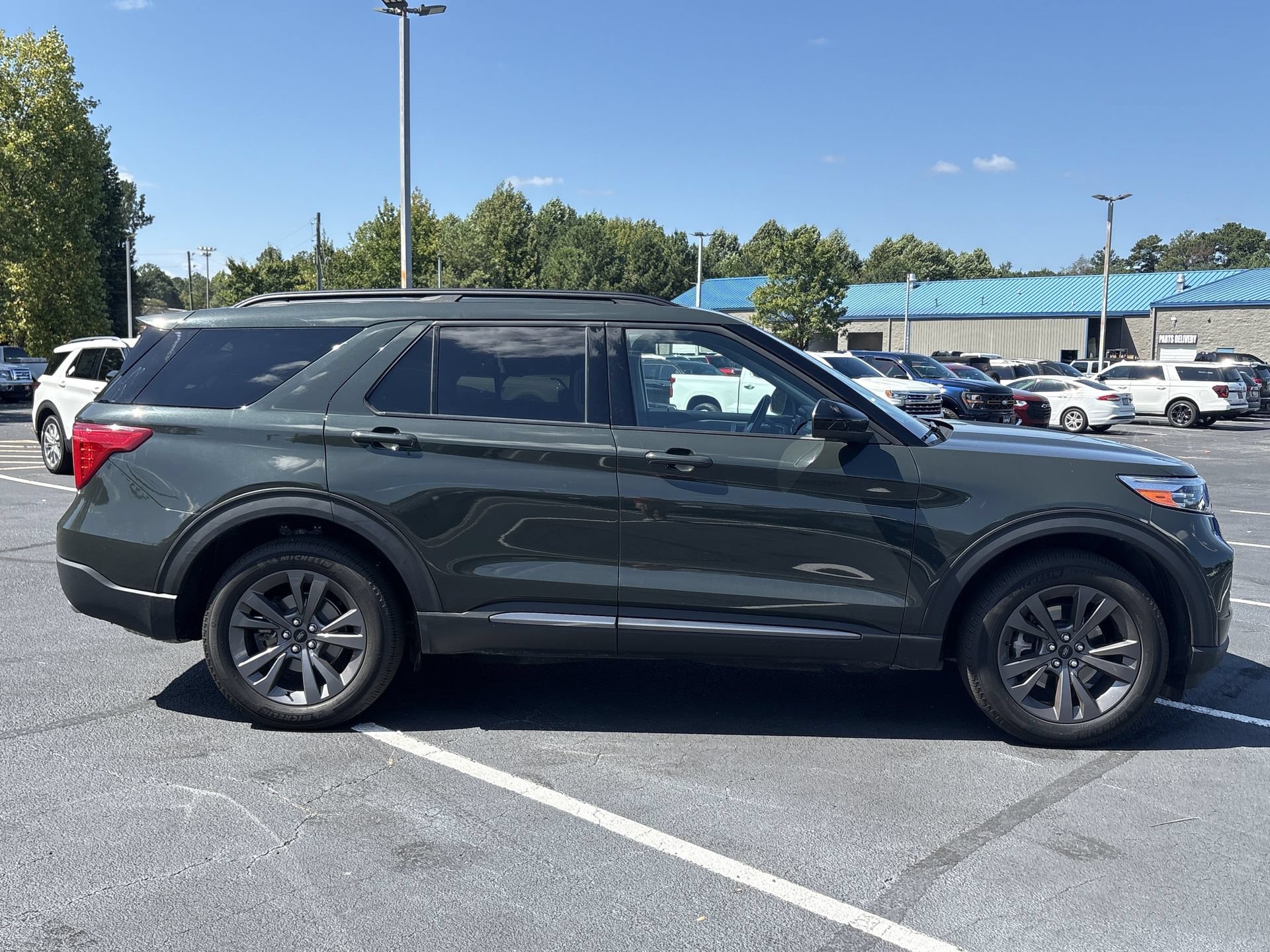 Certified 2024 Ford Explorer XLT w/ Equipment Group 202A AWD/4WD image 27