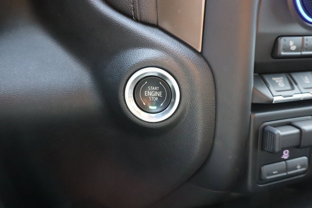 Used 2021 Chevrolet Silverado 2500 High Country w/ Z71 Off-Road Package image 17