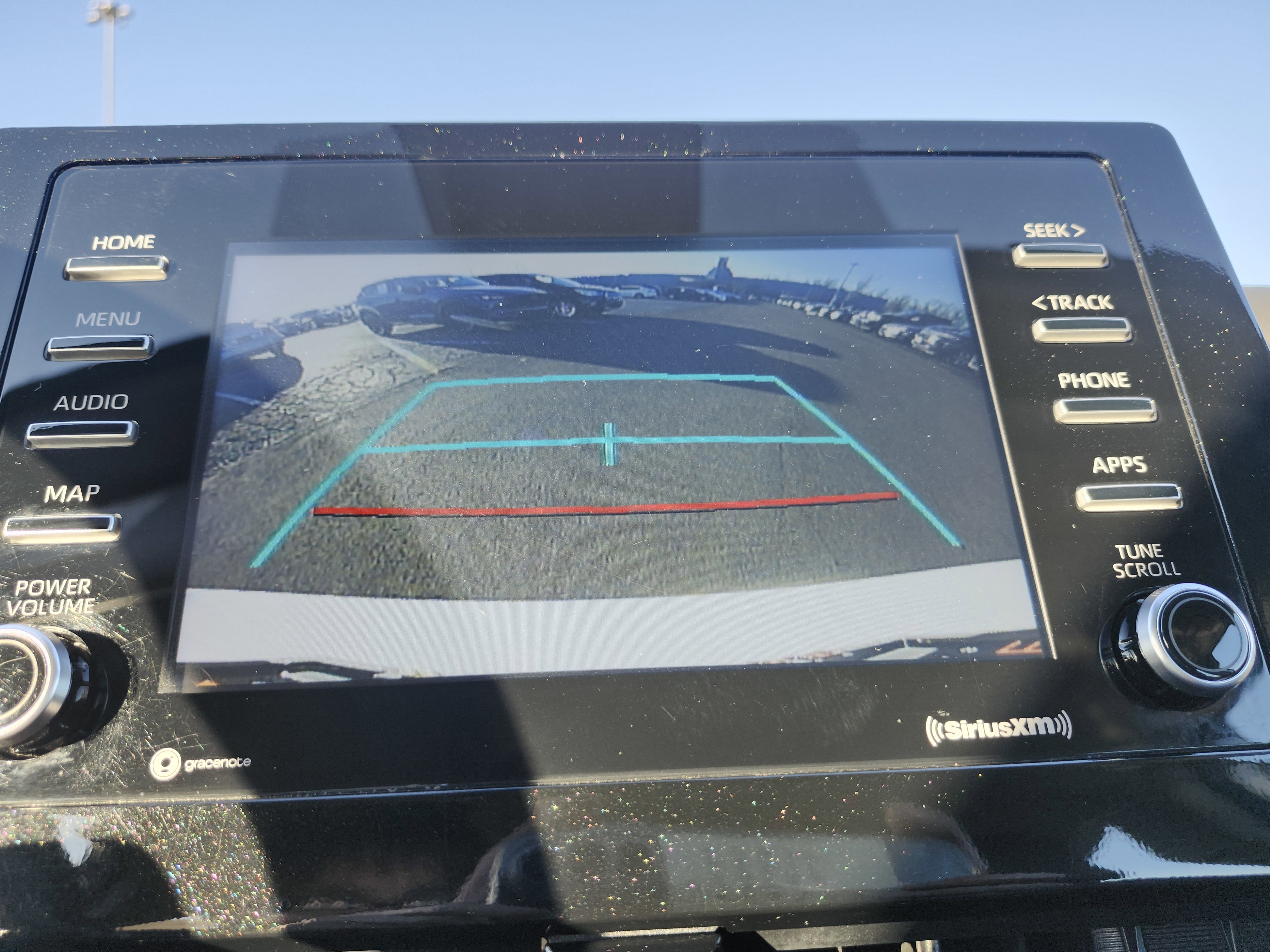 Used 2022 Toyota Camry SE image 2