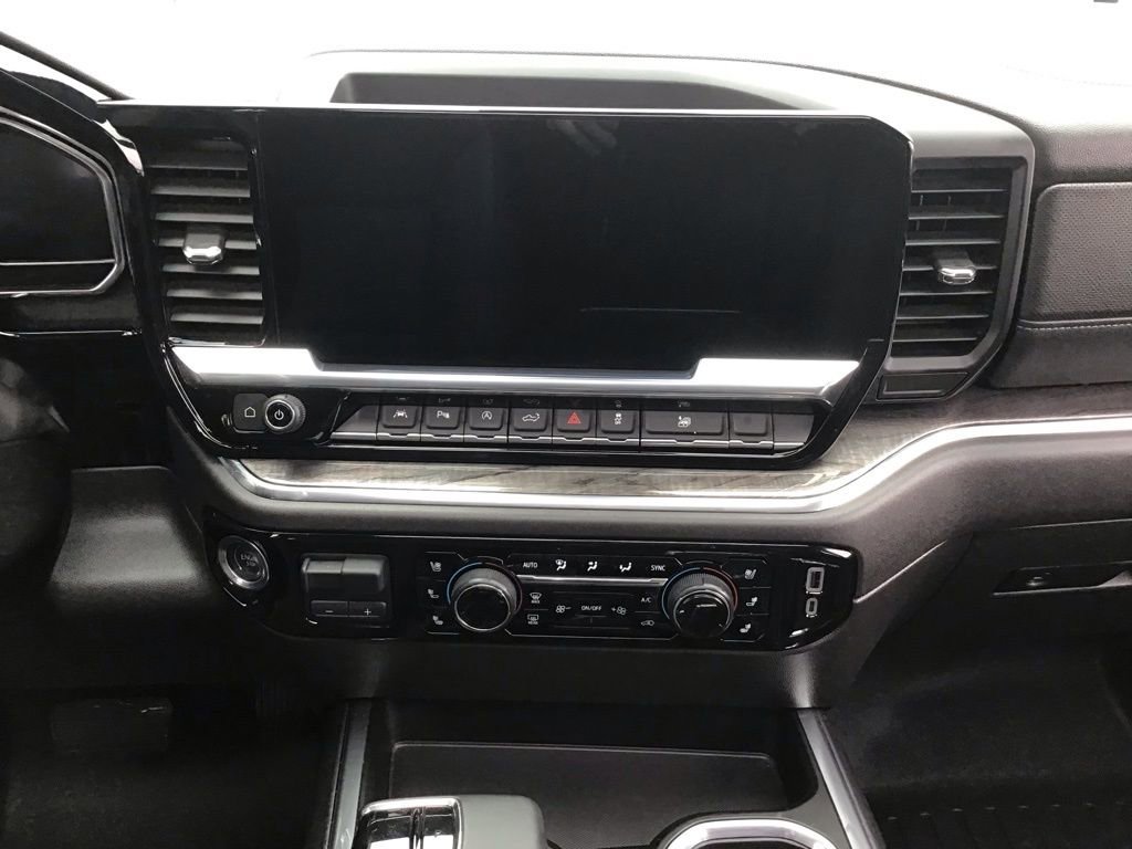 Used 2024 Chevrolet Silverado 1500 LTZ w/ LTZ Convenience Package II image 25