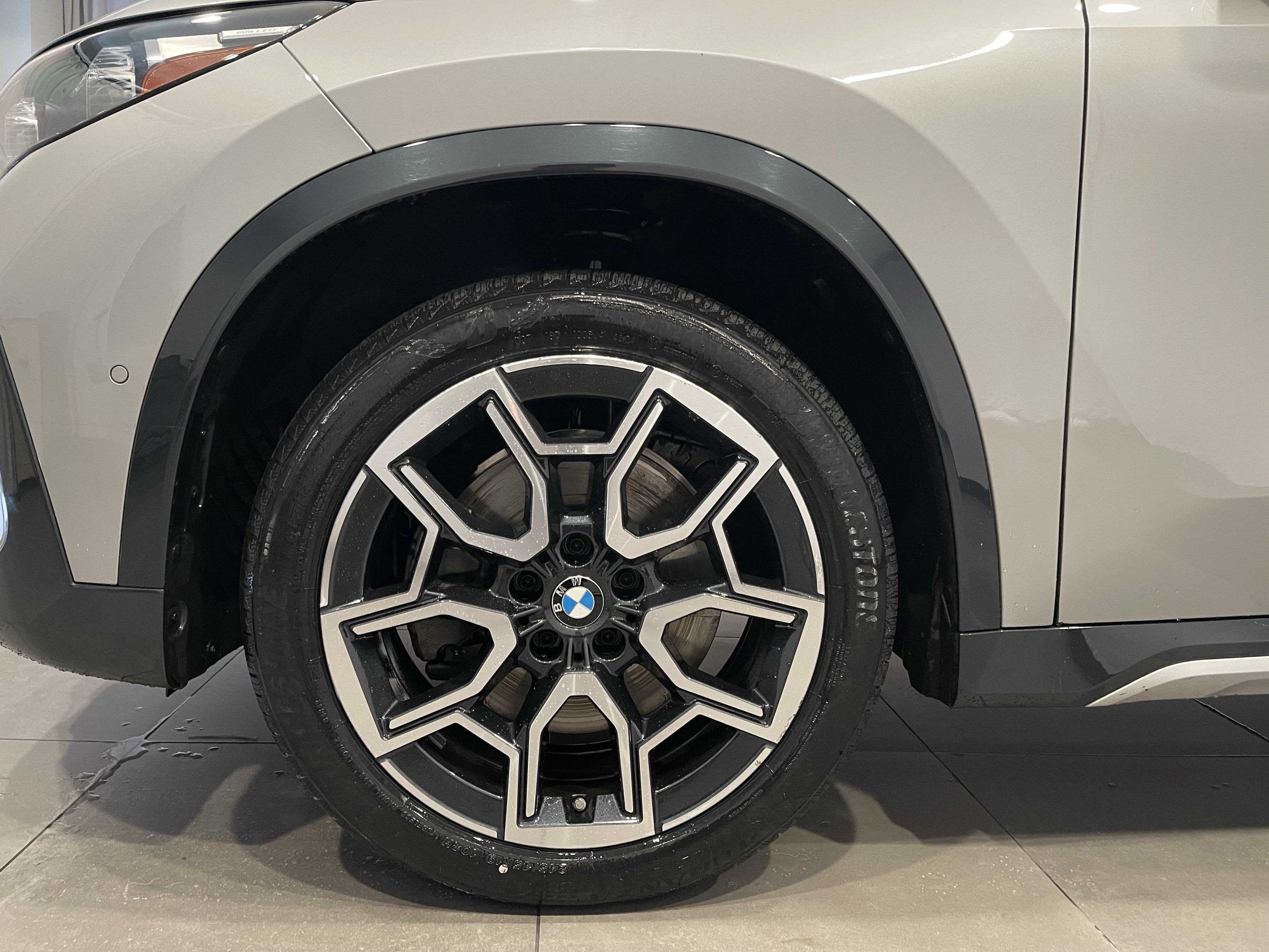 Certified 2023 BMW X1 xDrive28i w/ Convenience Package AWD/4WD image 7