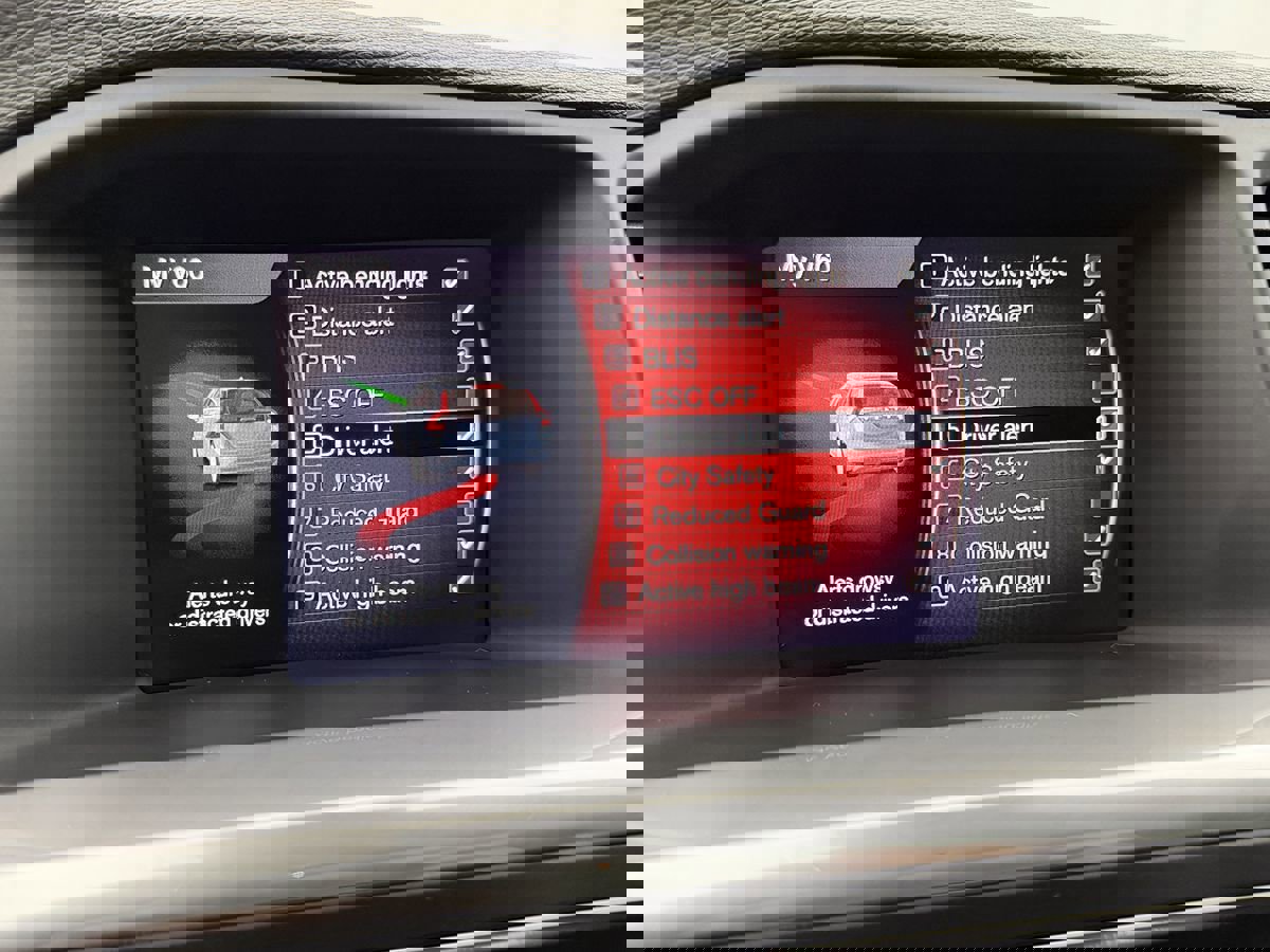 Used 2018 Volvo V60 T6 Polestar image 34