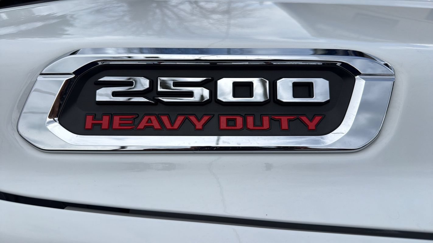 Used 2026 RAM 2500 Laramie AWD/4WD image 21