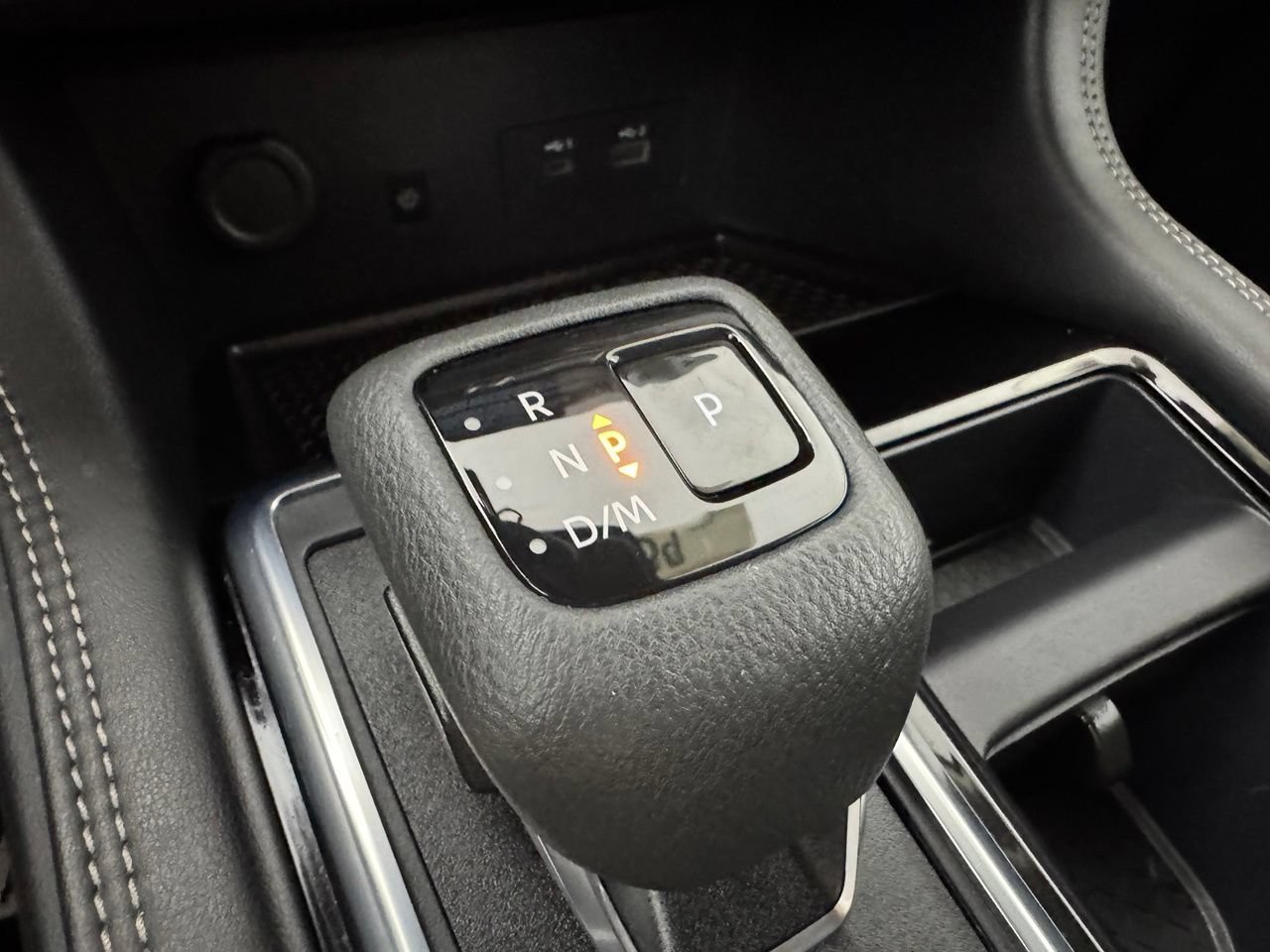 Used 2023 Nissan Pathfinder Platinum AWD/4WD image 21
