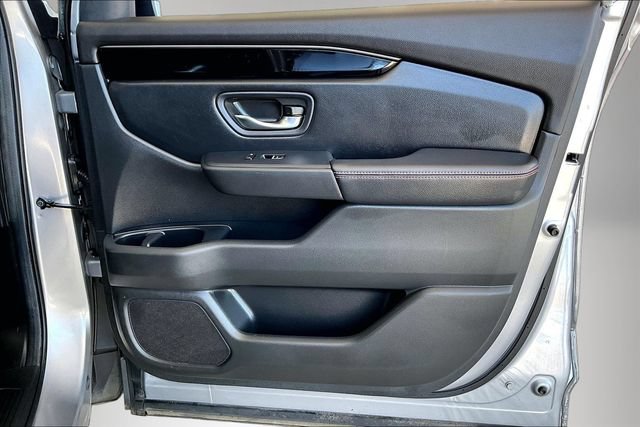 Used 2025 Honda Pilot TrailSport image 26