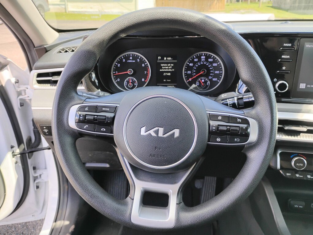 Used 2023 Kia K5 LXS FWD image 17