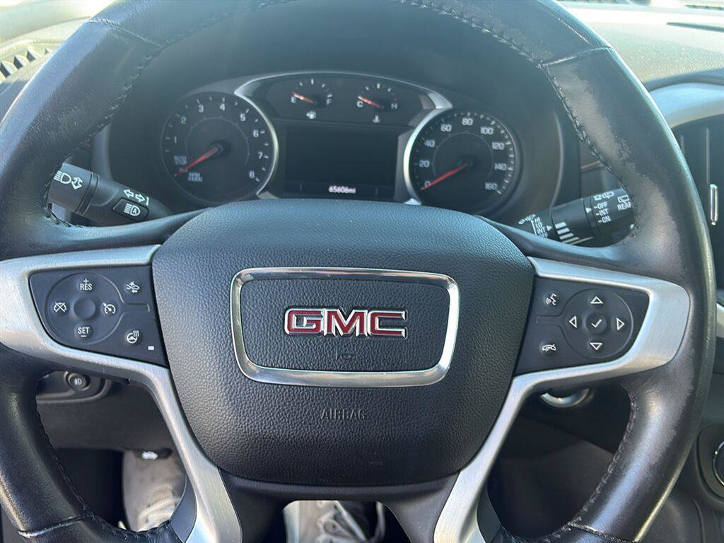 Used 2020 GMC Terrain SLT w/ Preferred Package FWD image 12