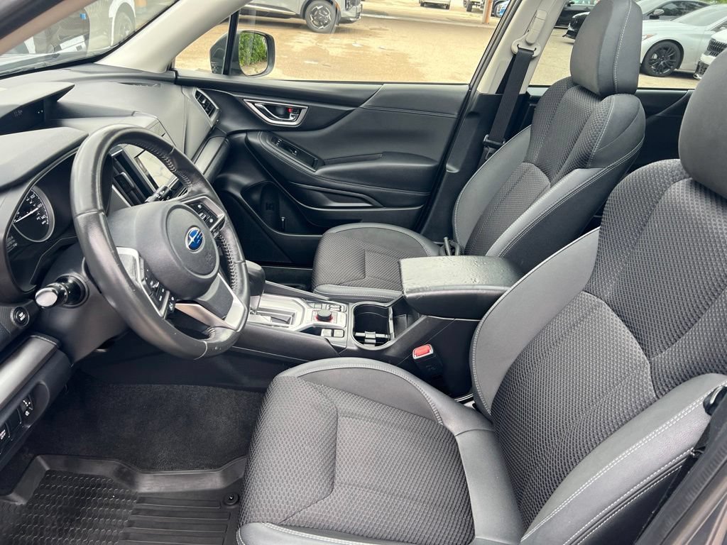 Used 2021 Subaru Forester Premium AWD/4WD image 4